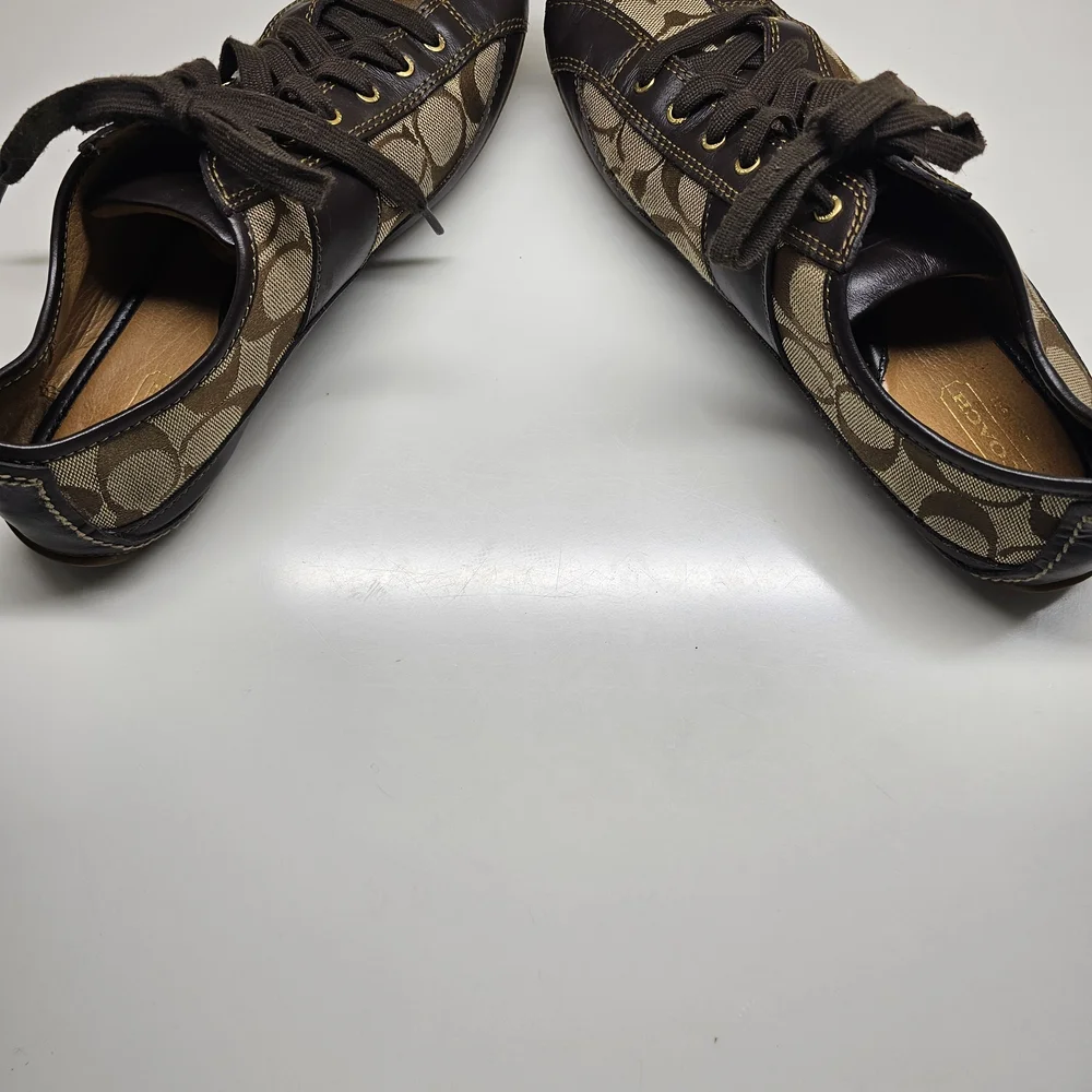 Women’s Coach Lace-Up Derby Sneakers - Picture 3 of 4